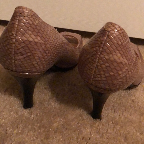 Cole Haan Nike Air Snakeskin Peep-Toe Pumps - Picture 6 of 8